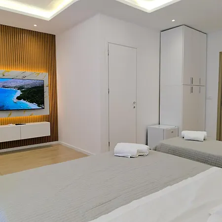 James Studio Tirana